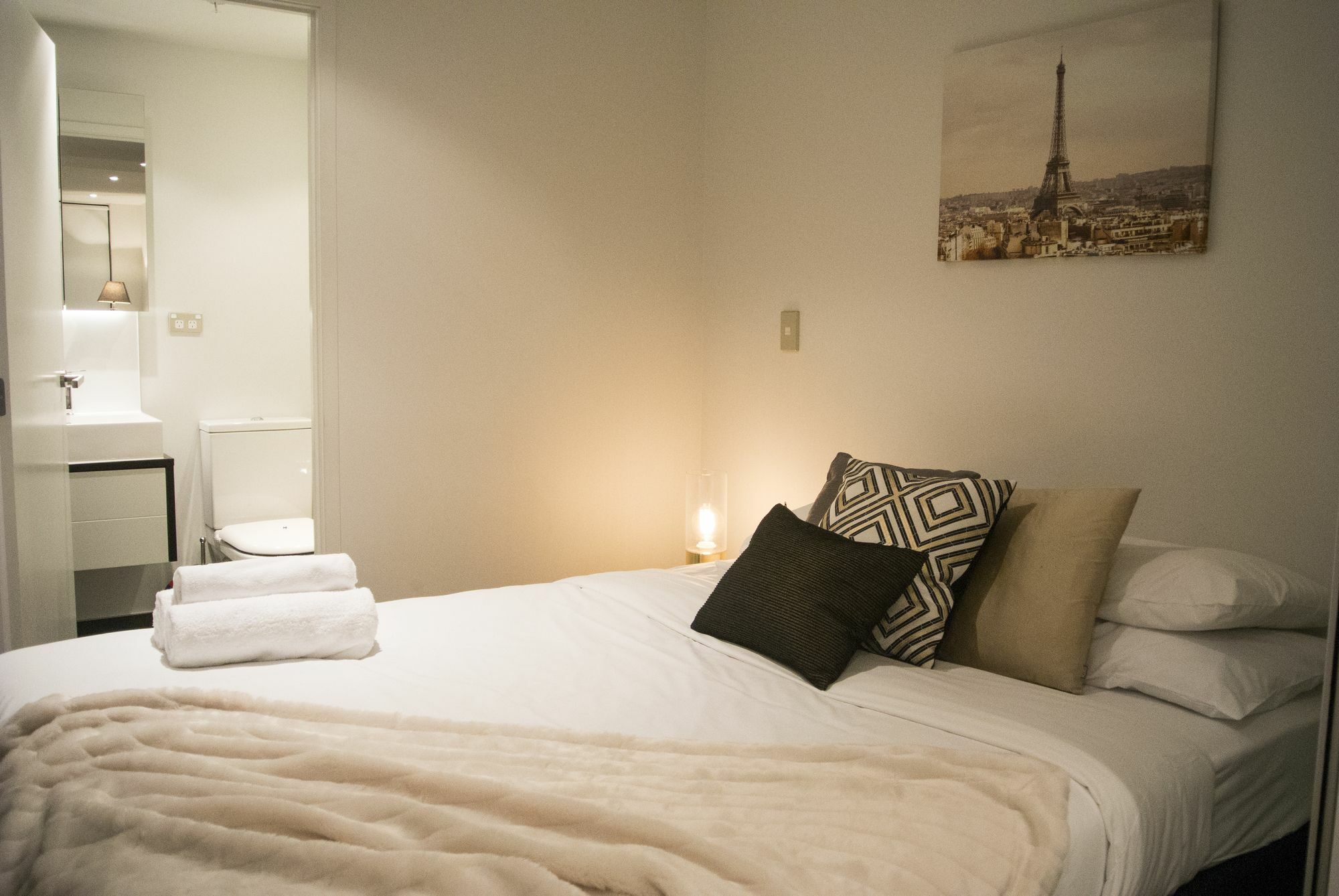 Brand New Apartment With Pool & Gym 奥克兰 外观 照片